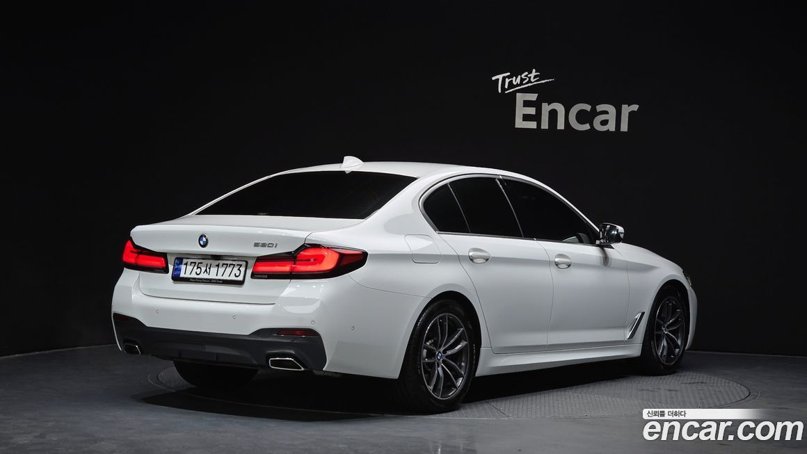 BMW 5-Series 520i M Sport, 2023