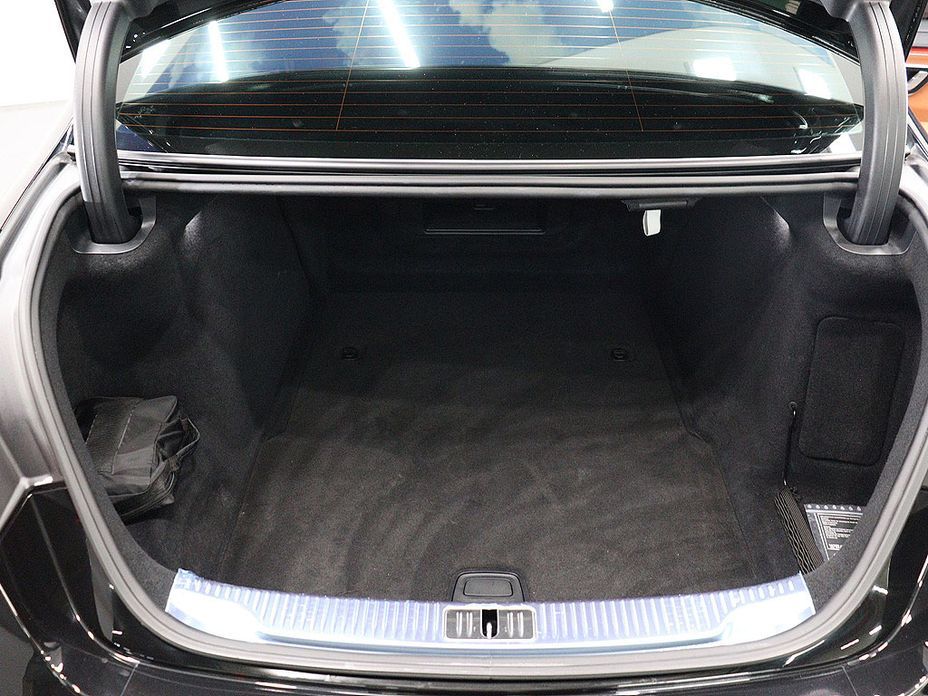 Mercedes-Benz S-Class S350 d 4MATIC, 2022