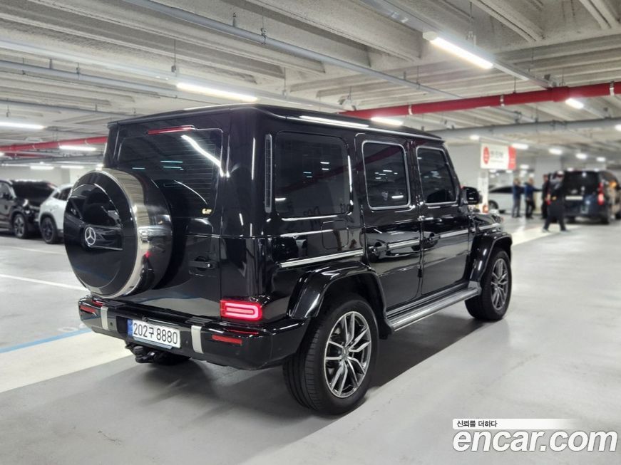 Mercedes-Benz G-Class G450d, 2025