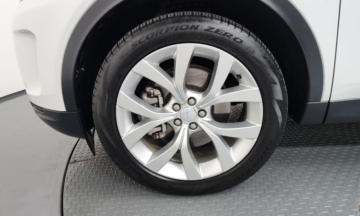 Land Rover Discovery Sport P250 SE, 2022