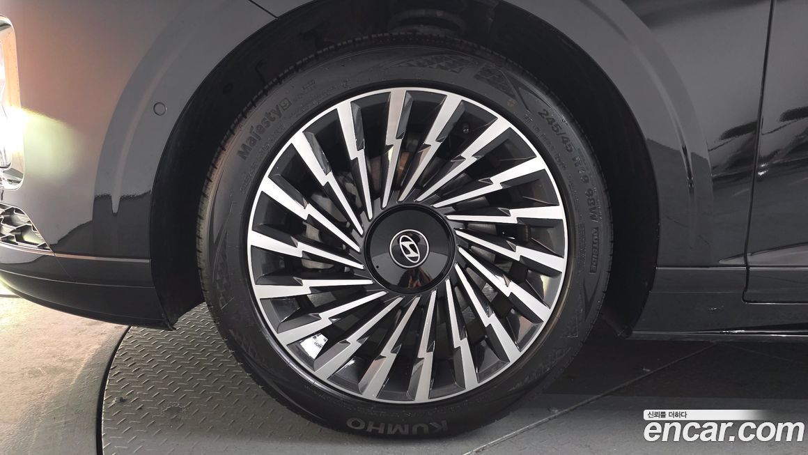 Hyundai Grandeur 2,5 Gasoline 2WD, 2025