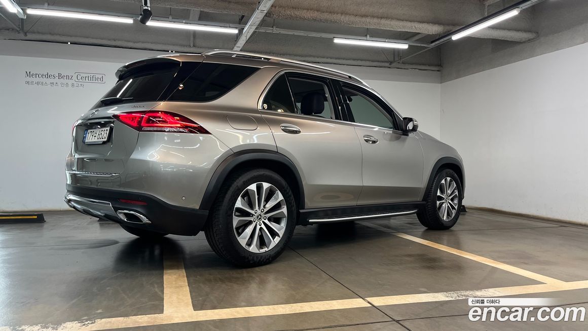 Mercedes-Benz GLE-Class GLE300d 4MATIC, 2022