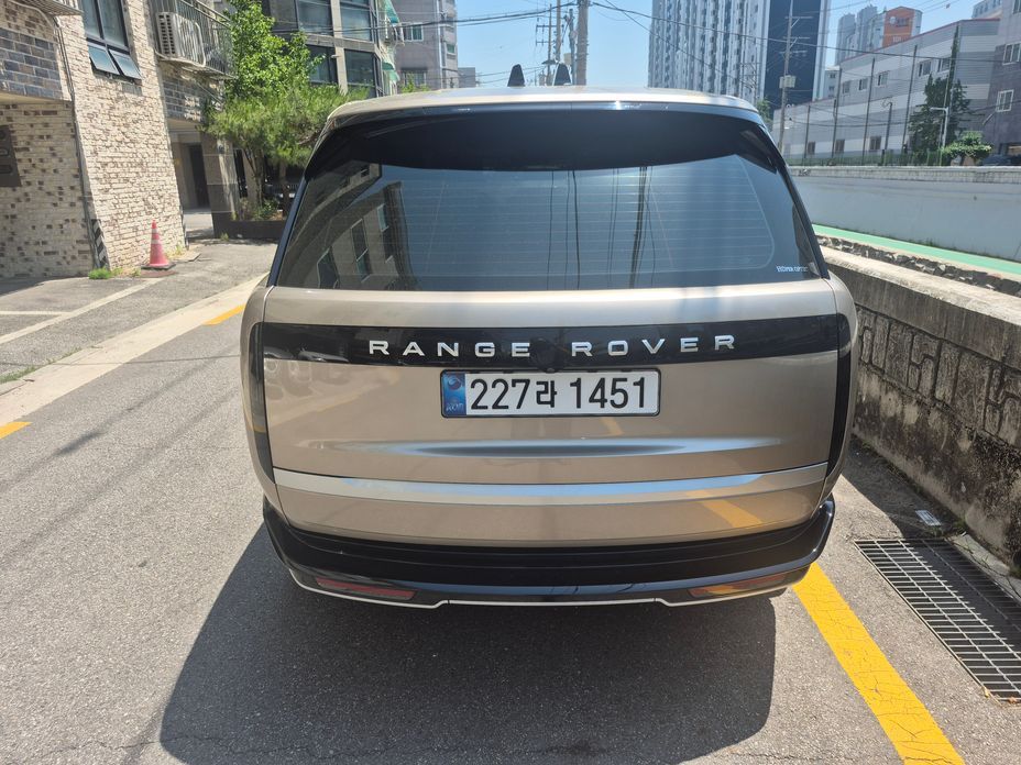 Land Rover Range Rover P530 Autobiography Long Wheel Base, 2025