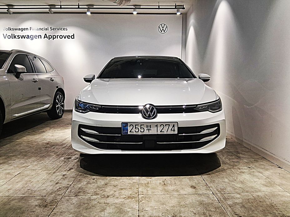 Volkswagen Golf 2.0 TDI Prestige, 2025