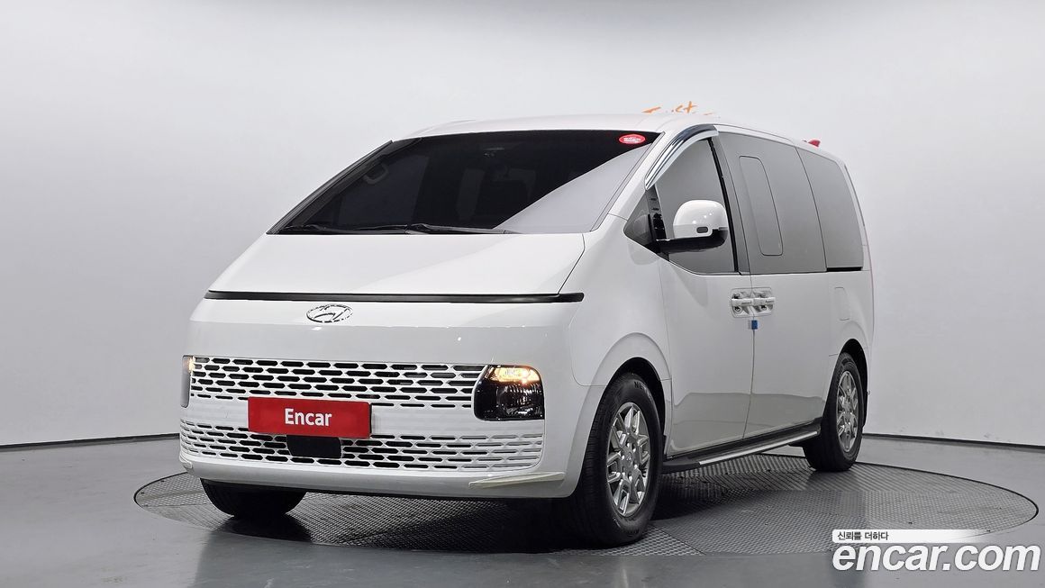 Hyundai Staria 2WD Camping Car, 2023