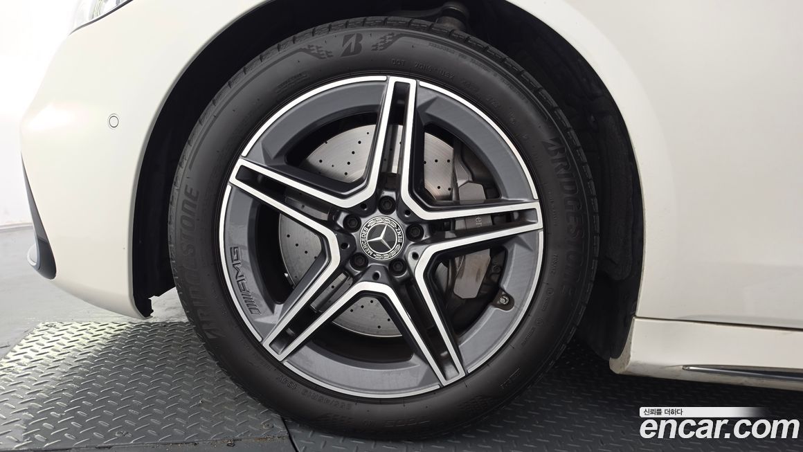 Mercedes-Benz S-Class S400 d 4MATIC, 2023
