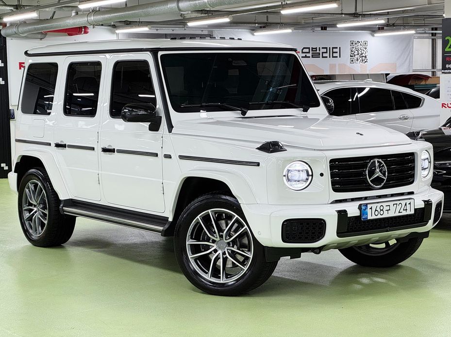 Mercedes-Benz G-Class G450d, 2025