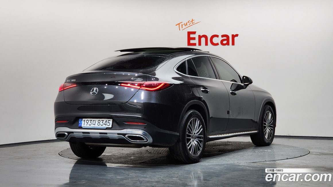 Mercedes-Benz GLC-Class GLC300 4MATIC Avnatgarde Coupe, 2025