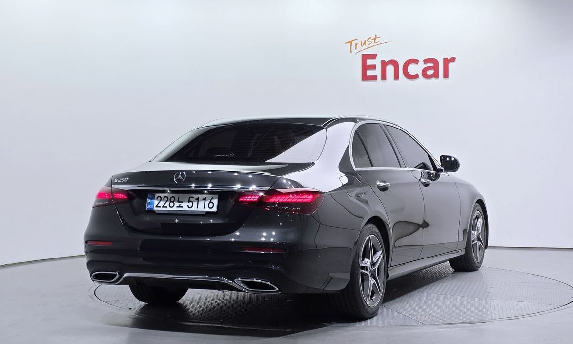 Mercedes-Benz E-Class E250 AMG Line, 2023