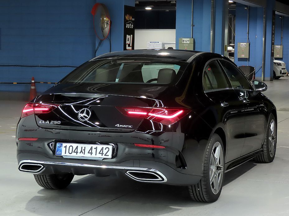 Mercedes-Benz CLA-Class CLA250 4MATIC, 2025