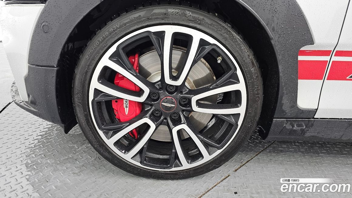 Mini Clubman JCW, 2023