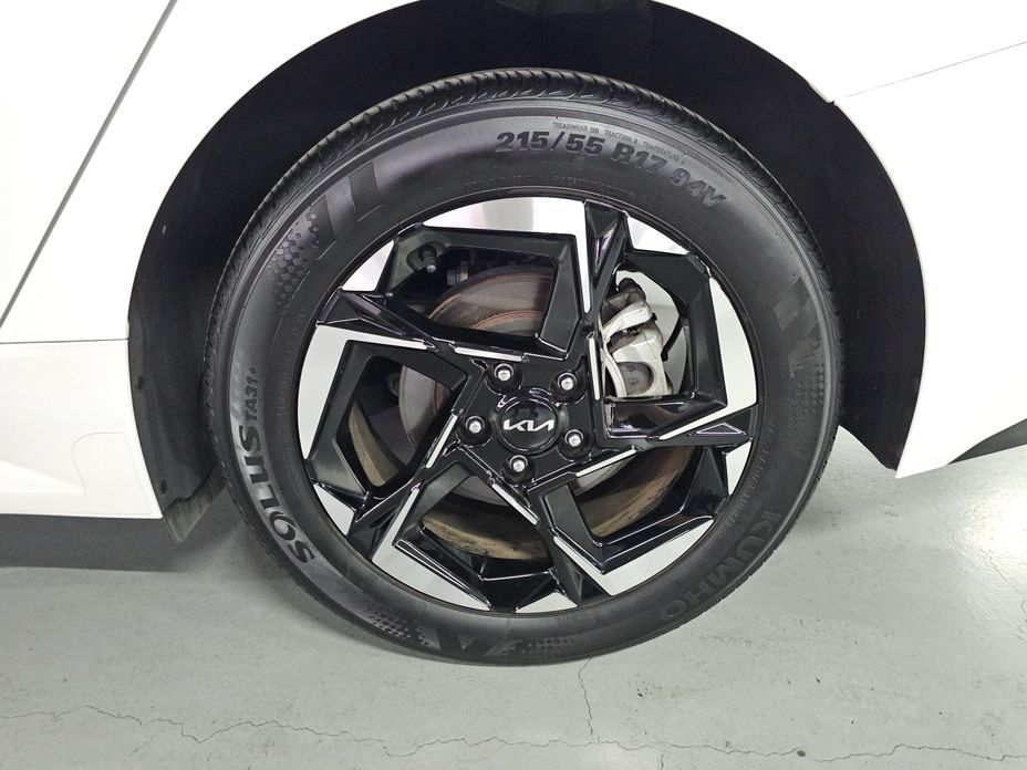Kia K5 2.0, 2024
