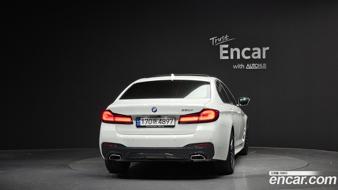 BMW 5-Series 520i M Sport, 2023