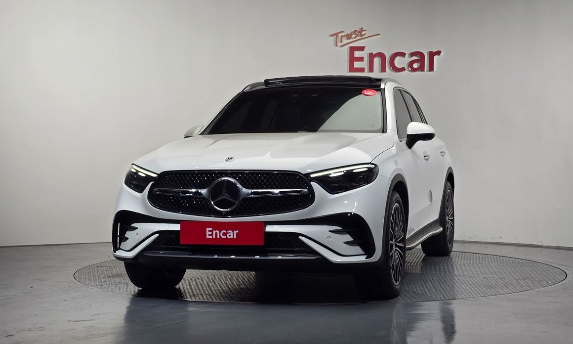 Mercedes-Benz GLC-Class GLC300 4MATIC AMG Line, 2025