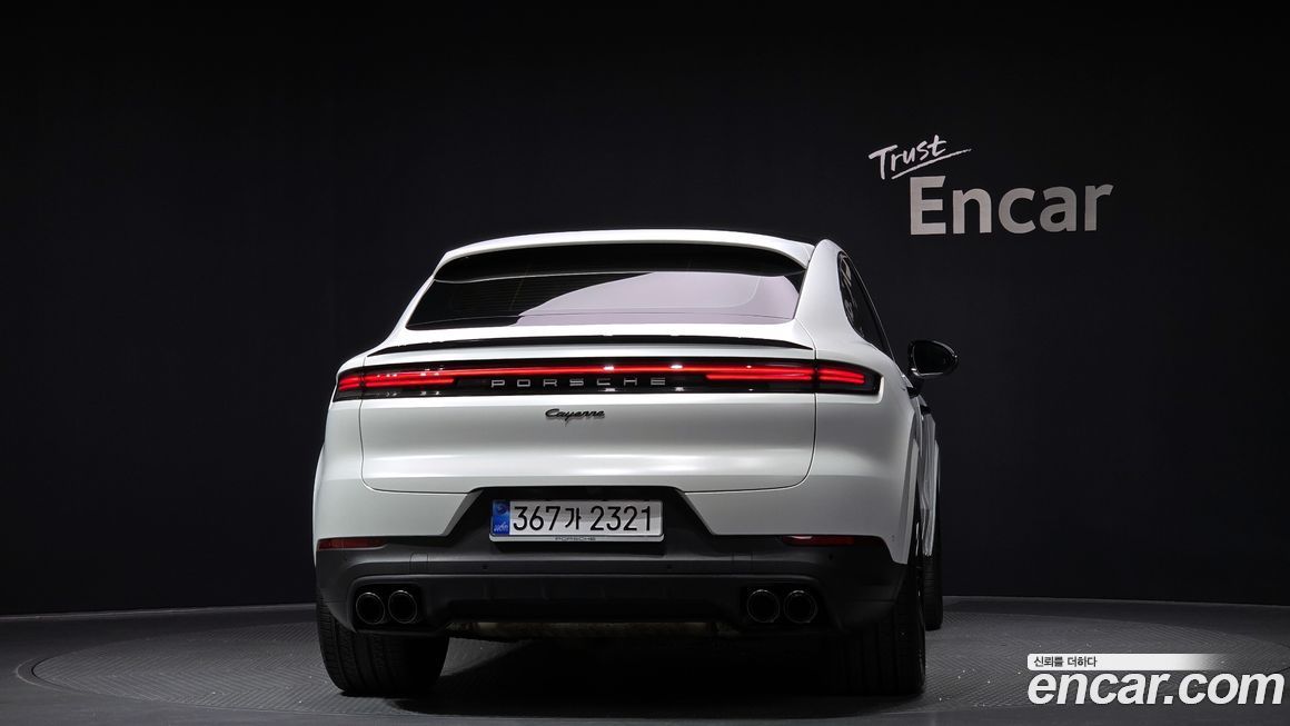 Porsche Cayenne 3.0 Coupe, 2024