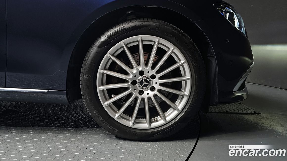 Mercedes-Benz E-Class E250 Exclusive, 2022