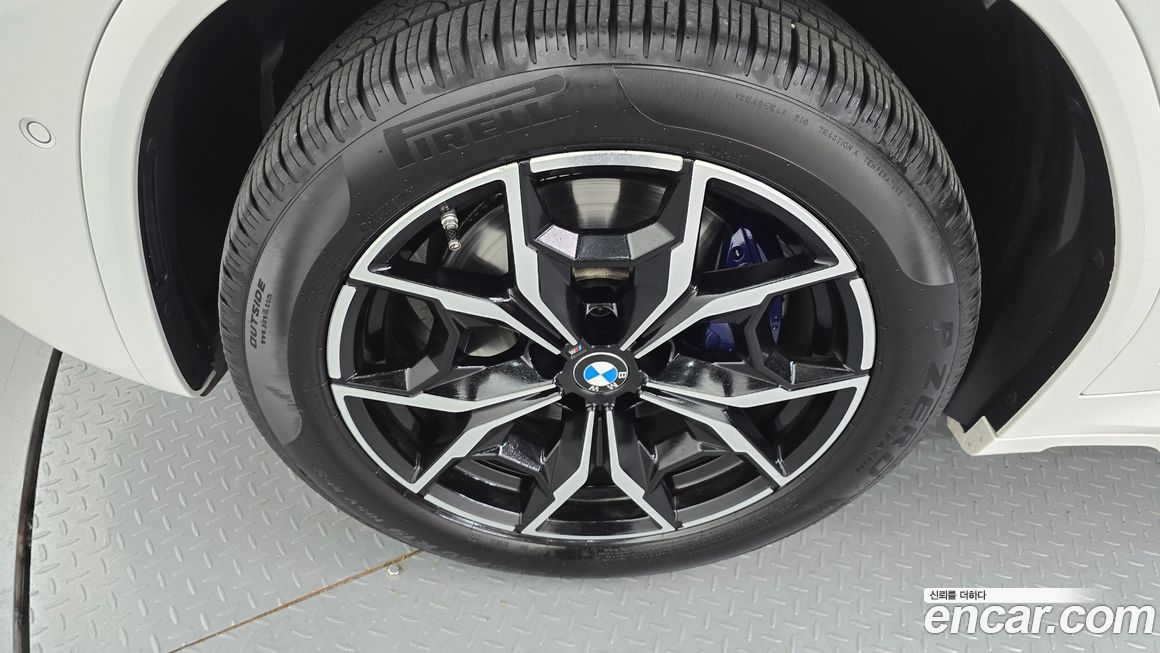 BMW X4 xDrive20i M Sport, 2023