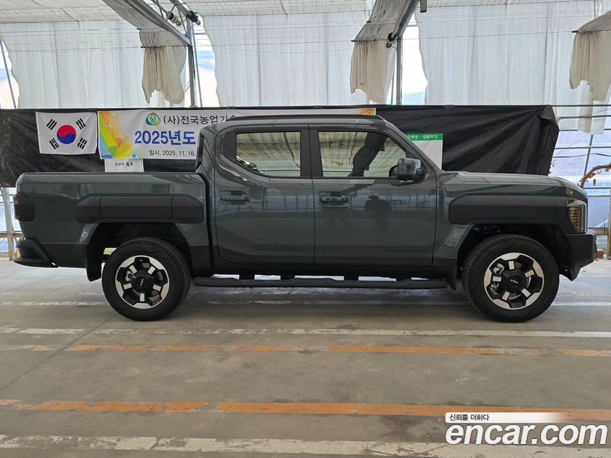 Kia Tasman 2.5T Gasoline 4WD, 2026