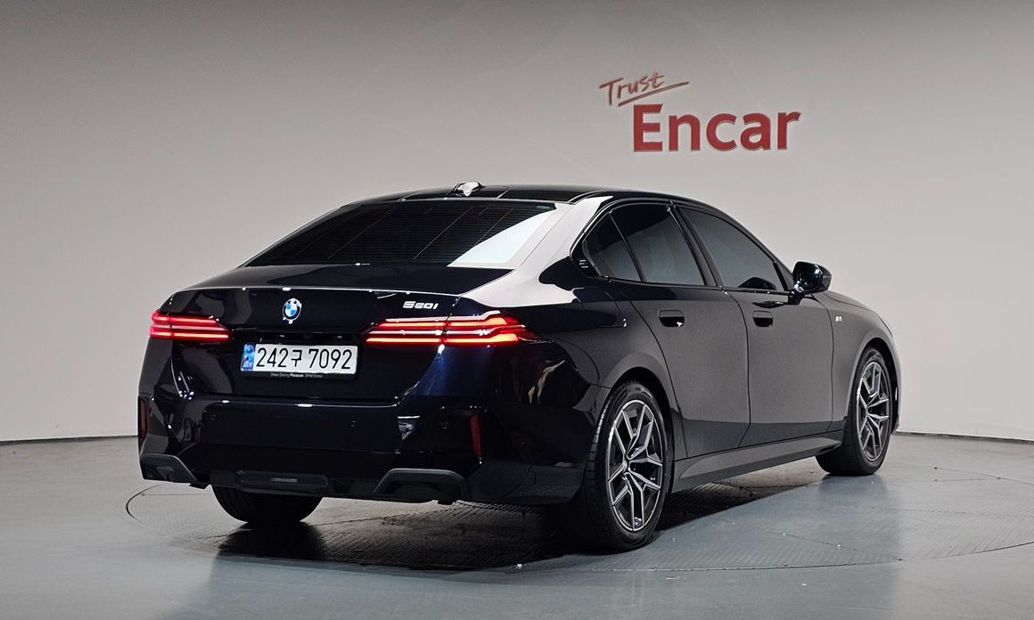 BMW 5-Series 520i M Sport, 2024