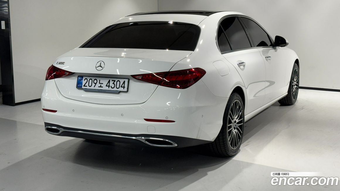 Mercedes-Benz C-Class C200 Avantgarde, 2025