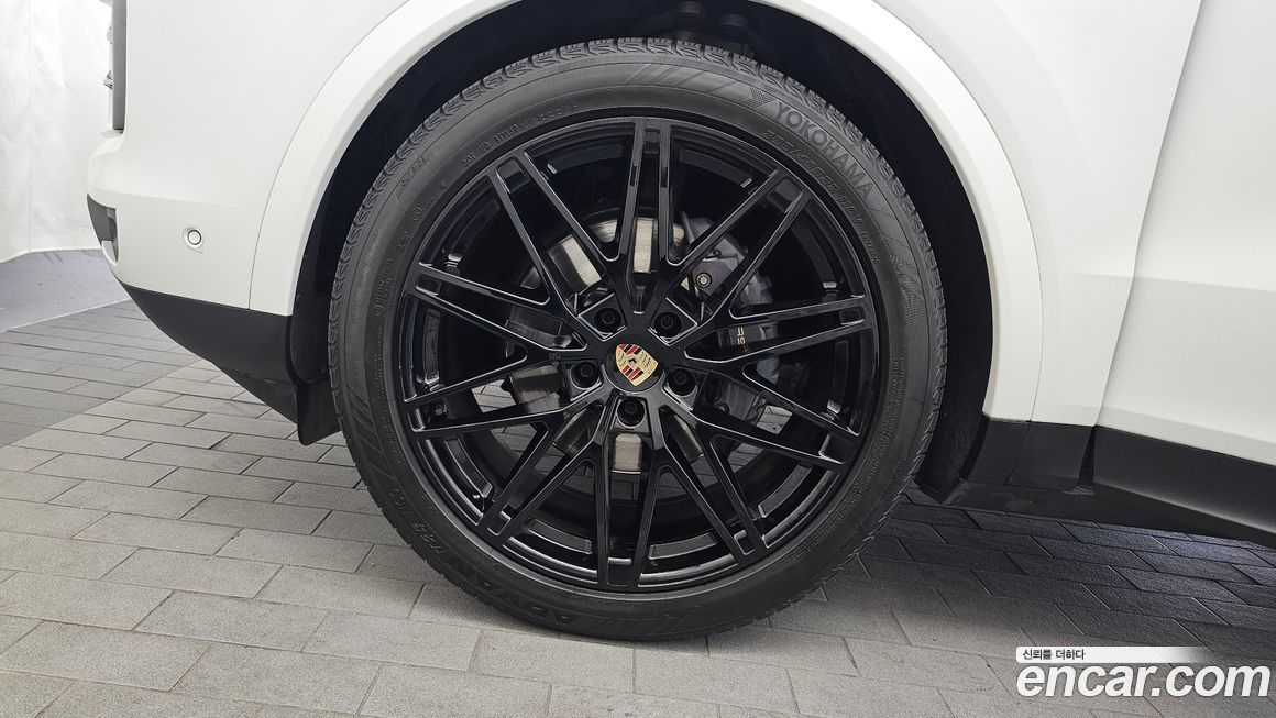 Porsche Cayenne 3.0 Coupe, 2024
