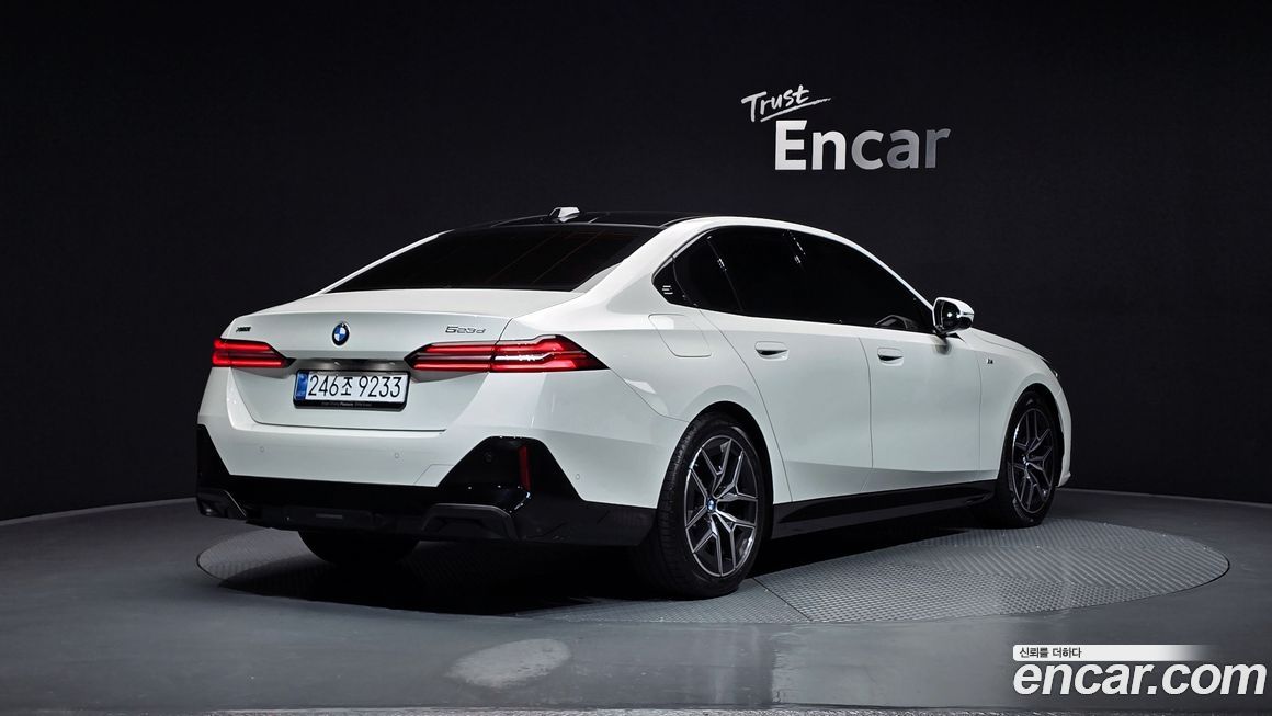 BMW 5-Series 523d xDrive M Sport, 2025