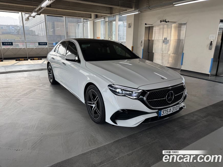 Mercedes-Benz E-Class E300 4MATIC AMG Line, 2026