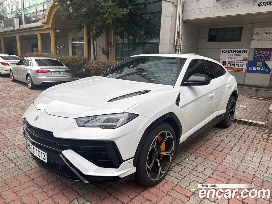 Lamborghini Urus 4.0 V8 S, 2024
