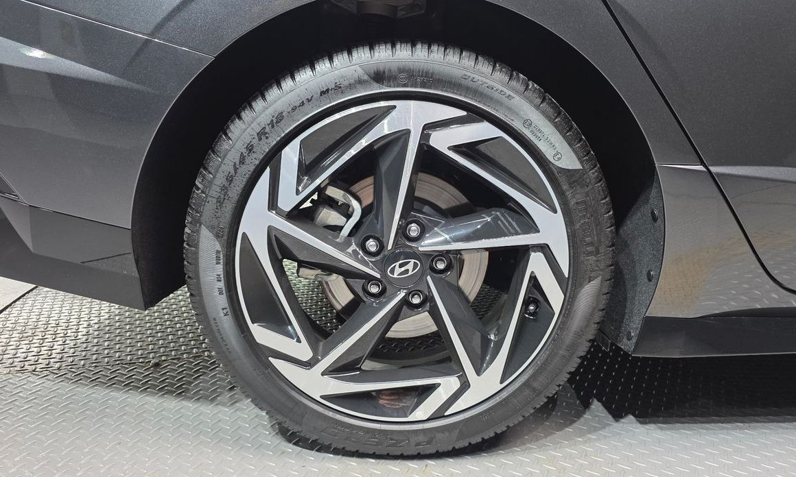 Hyundai Sonata 2.0, 2025