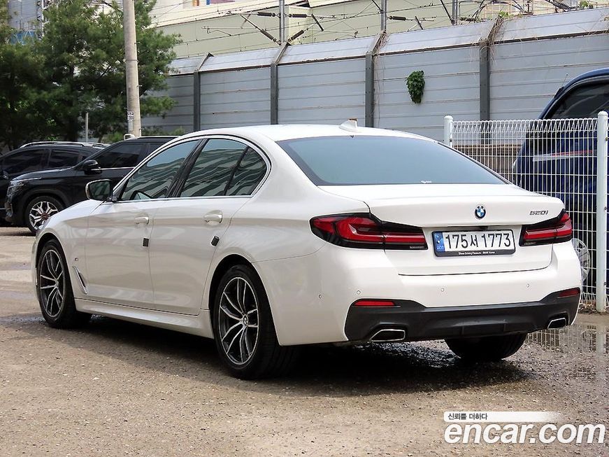BMW 5-Series 520i M Sport, 2023