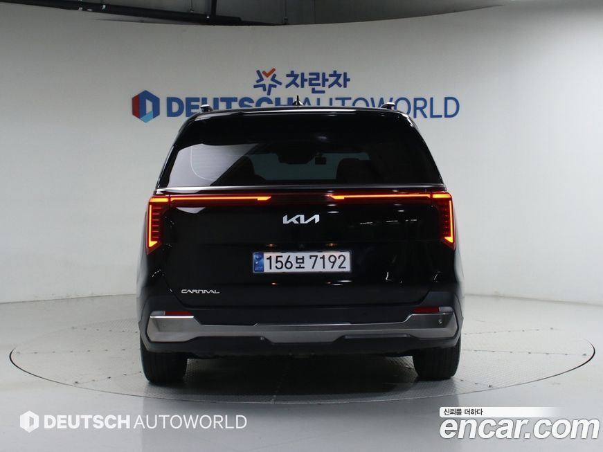 Kia Carnival 9-Seater Noblesse, 2024