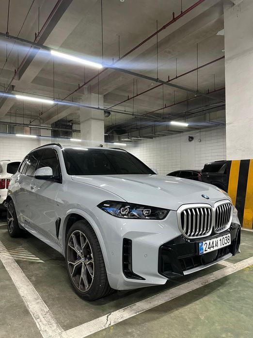 BMW X5 xDrive 40i M Sport, 2025