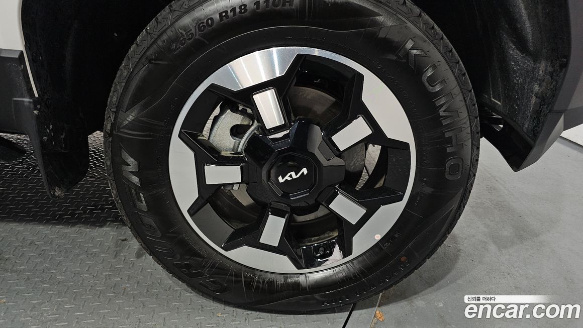 Kia Tasman 2.5T Gasoline 4WD, 2026