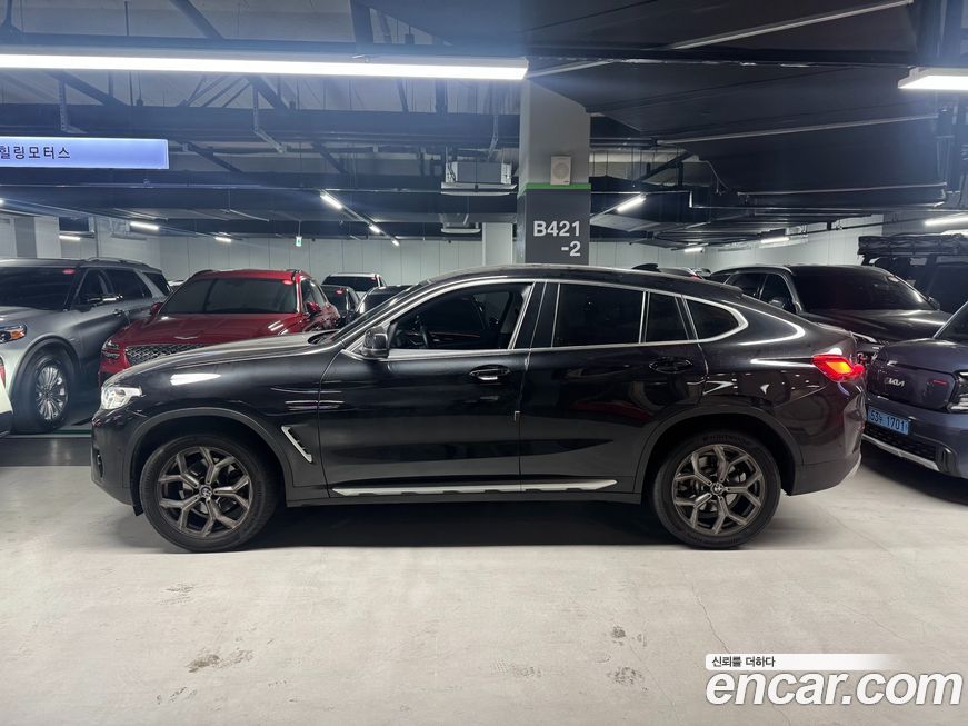BMW X4 xDrive20i xLine, 2022
