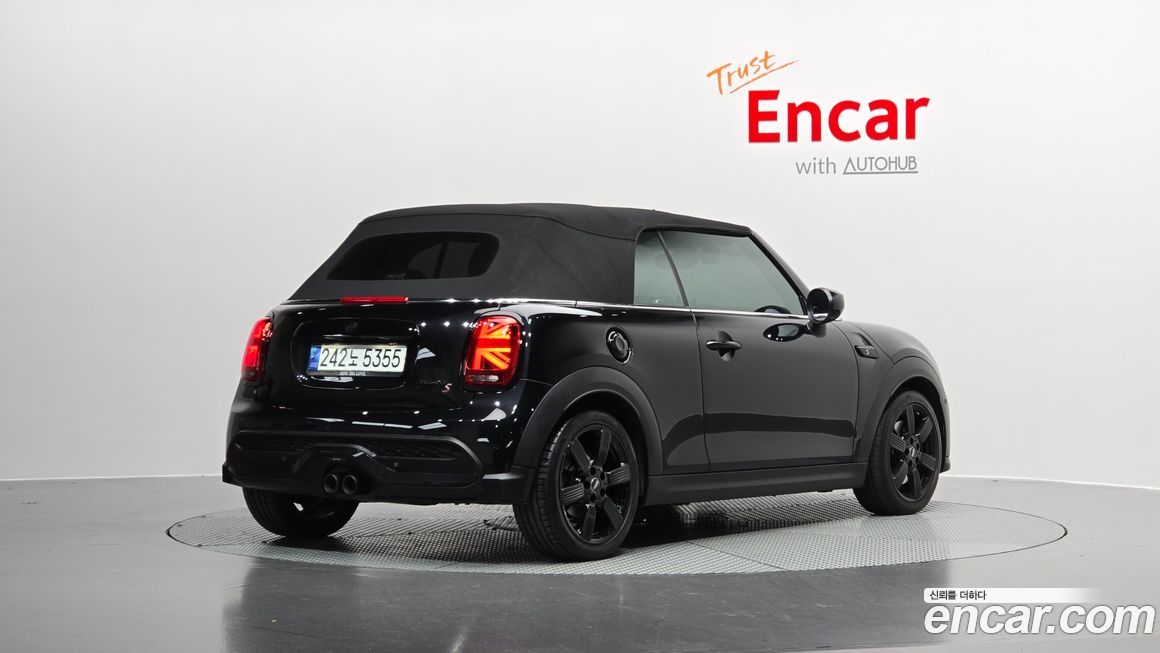 Mini Cooper Convertible Classic, 2023