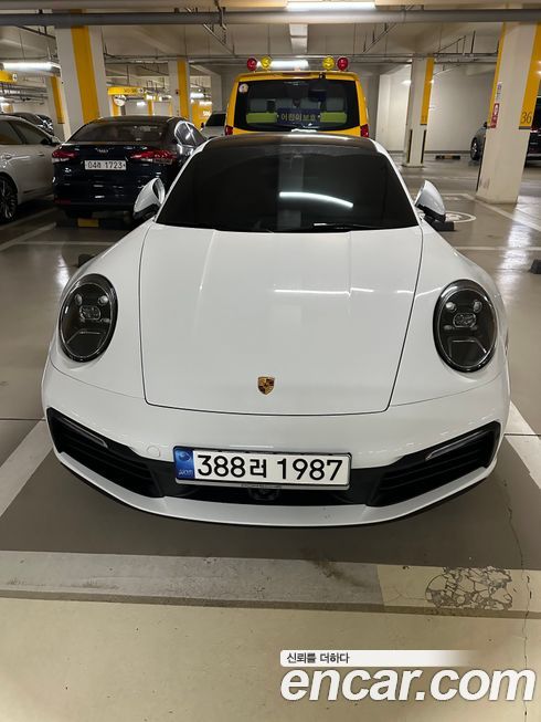 Porsche 911 Carrera, 2021