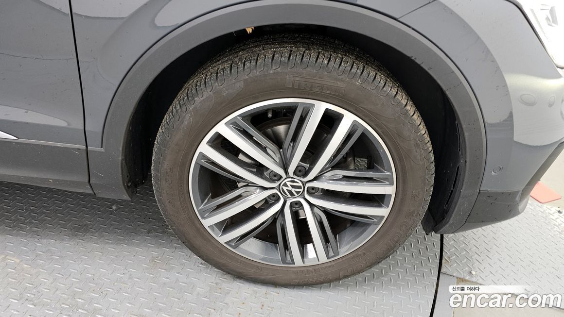 Volkswagen Tiguan 2.0 TDI Prestige, 2023