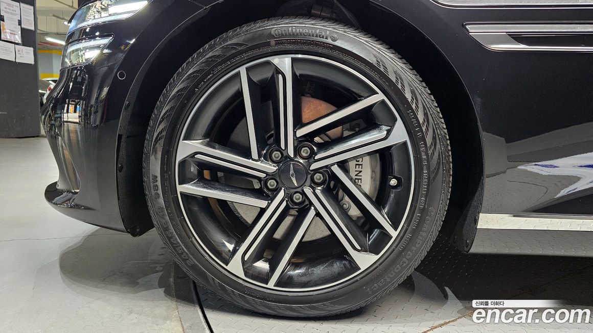 Genesis G80 Gasoline 2.5 Turbo AWD, 2025