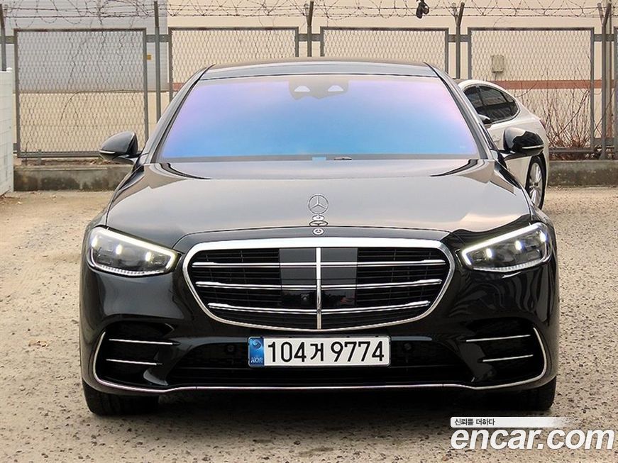 Mercedes-Benz S-Class S500L 4MATIC, 2025