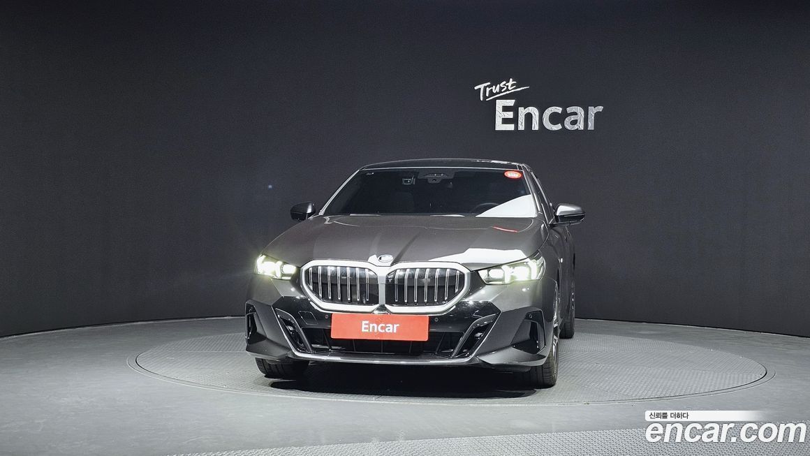 BMW 5-Series 520i M Sport, 2024