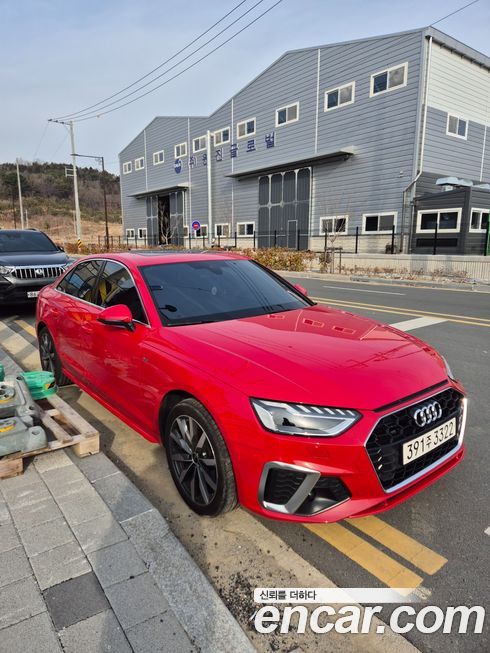 Audi A4 40 TFSI Premium, 2023