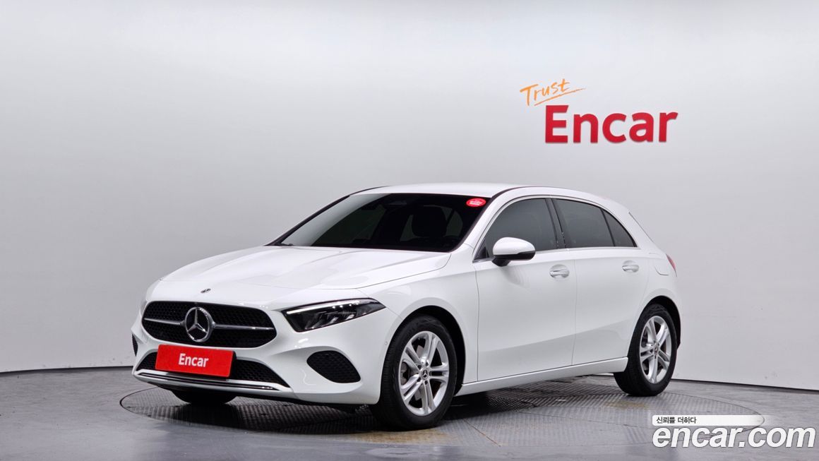 Mercedes-Benz A-Class A220 Hatchback, 2025