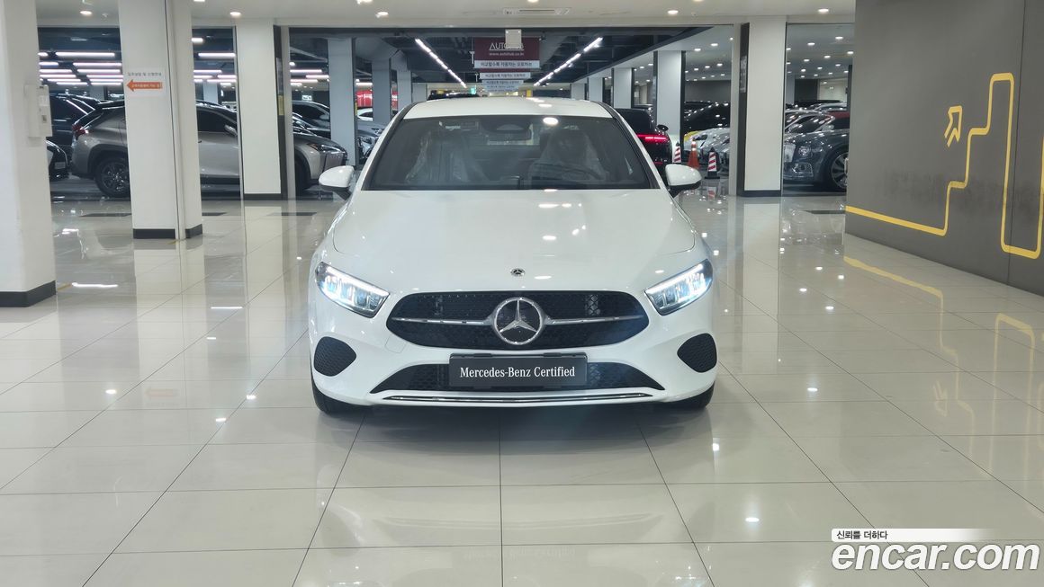 Mercedes-Benz A-Class A220 Sedan, 2026