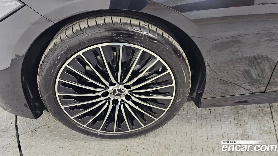 Mercedes-Benz CLE-Class CLE200 Coupe, 2025