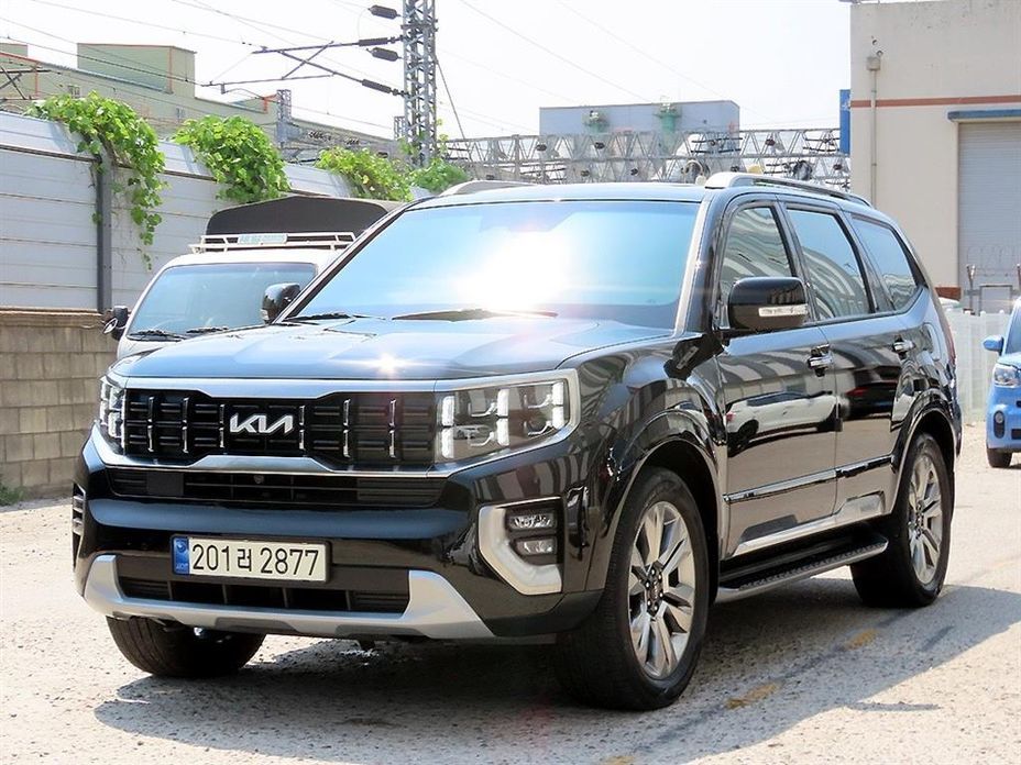 Kia Mohave Diesel 3.0 4WD 6-Seater, 2024