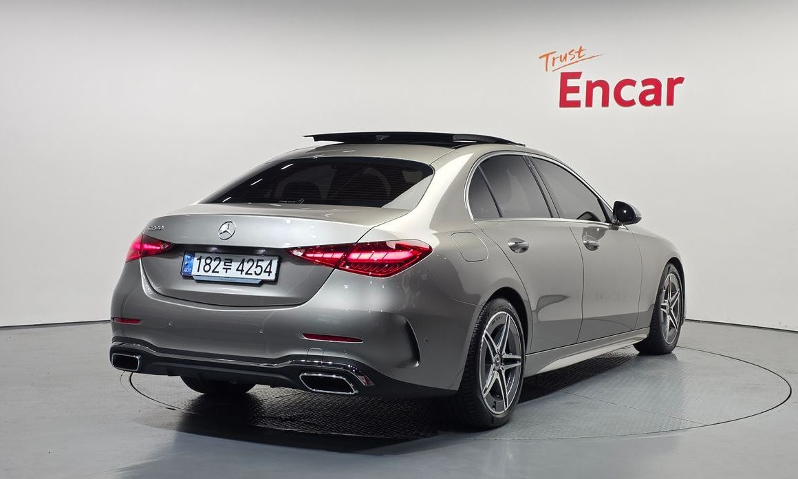 Mercedes-Benz C-Class C200 AMG Line, 2024