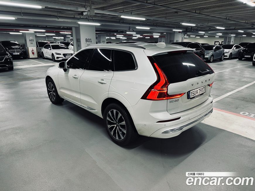 Volvo XC60 B6 Ultimate Bright, 2023