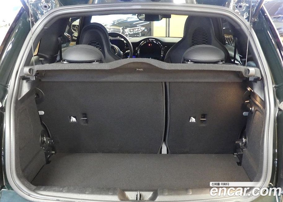 Mini Cooper JCW, 2023