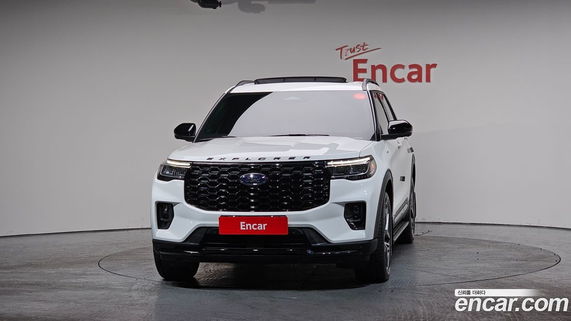 Ford Explorer 2.3 ST-Line 4WD, 2025