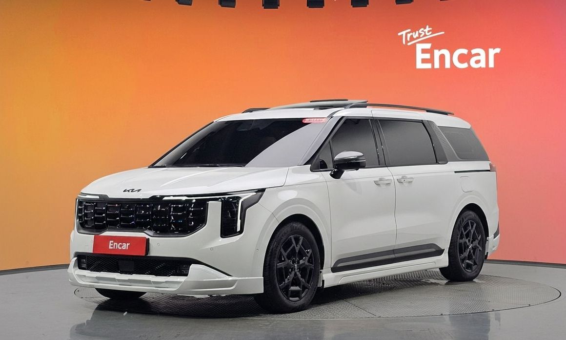 Kia Carnival 7-Seater Gravity, 2025